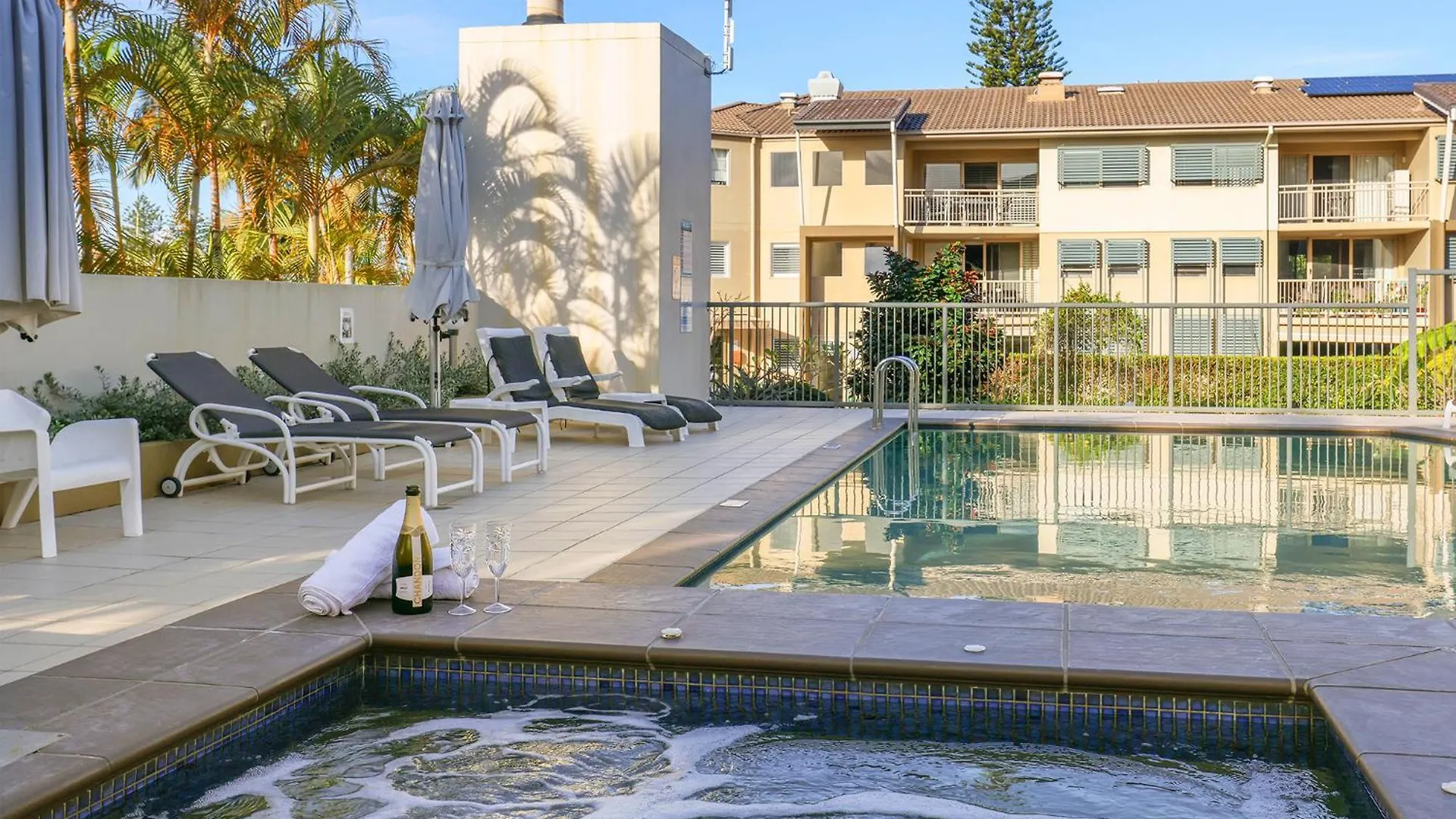 Daire Burleigh Beachside Retreat Gold Coast